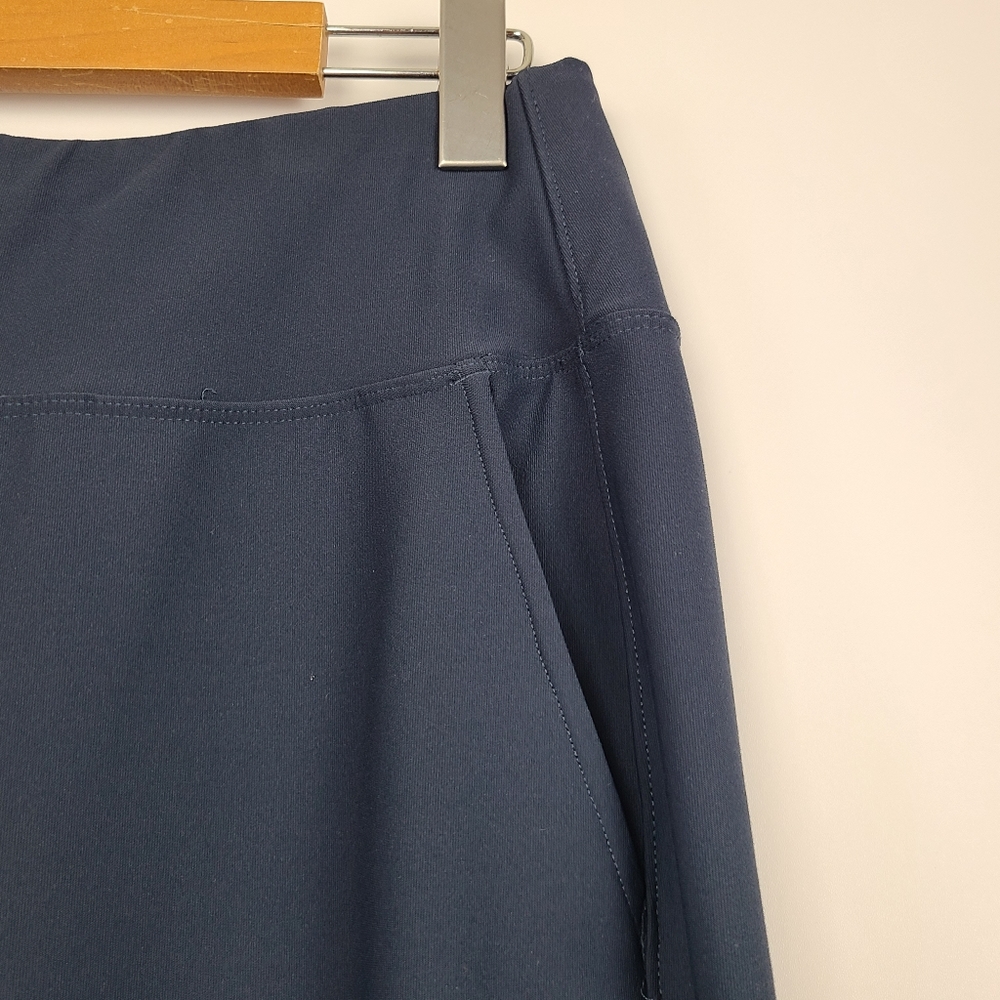 The North Face women's nautical navy blue high-waist straight leg pants, sz M - Picture 3 of 7